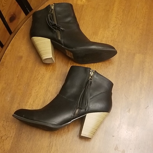 Black ankle boots - Picture 3 of 8